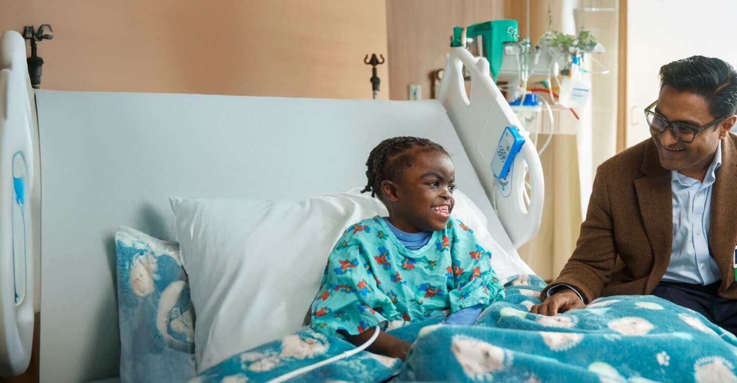 kidney transplant doctor with patient